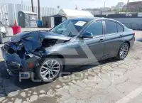2017 BMW 320 photo