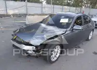 2017 BMW 320 photo