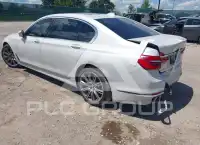 2017 BMW 740 photo