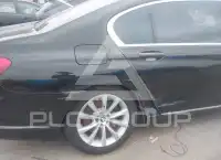 2017 BMW 740 photo