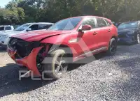 2017 Jaguar F-PACE photo