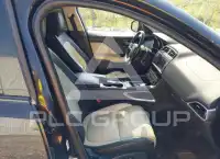 2017 Jaguar F-PACE photo