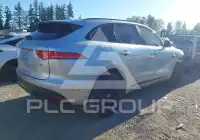 2017 Jaguar F-PACE photo