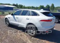 2017 Jaguar F-PACE фото