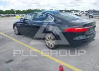 2017 Jaguar XF photo