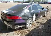 2017 Jaguar XF photo