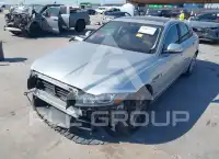 2017 Jaguar XF photo