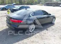 2017 Jaguar XF фото