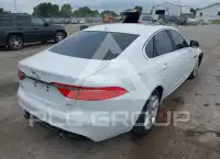 2017 Jaguar XF фото