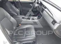2017 Jaguar XF фото