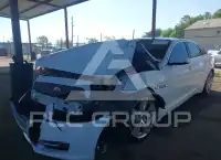 2017 Jaguar XJ photo