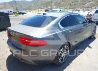 2017 Jaguar XE photo