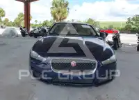 2017 Jaguar XE фото