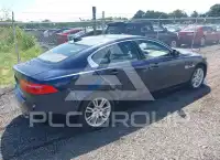 2017 Jaguar XE photo
