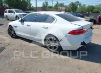 2017 Jaguar XE фото