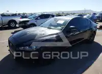 2017 Jaguar XE photo