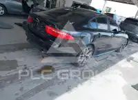 2017 Jaguar XE photo