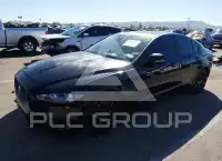 2017 Jaguar XE photo