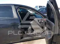 2017 Jaguar XE photo