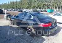 2017 Jaguar XE photo