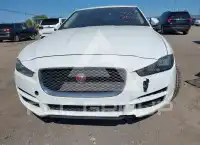 2017 Jaguar XE фото