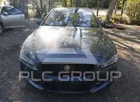 2017 Jaguar XE фото