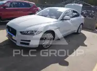 2017 Jaguar XE фото