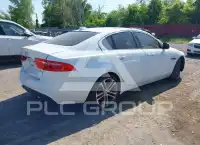 2017 Jaguar XE фото