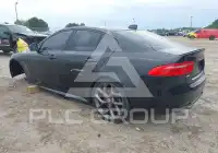 2017 Jaguar XE фото