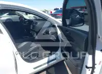 2017 Jaguar XE фото