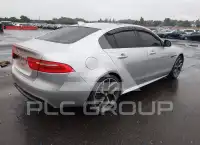 2017 Jaguar XE photo