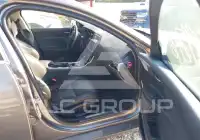 2017 Jaguar XE photo