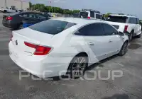 2017 Buick LACROSSE фото