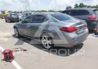 2017 Infinity Q70 фото