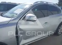 2017 Infinity QX50 photo