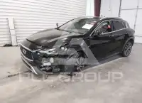 2017 Infinity QX30 фото