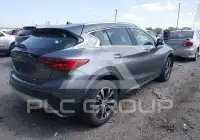 2017 Infinity QX30 фото