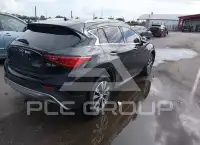 2017 Infinity QX30 фото