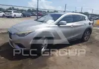 2017 Infinity QX30 фото