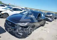 2017 Infinity QX30 фото
