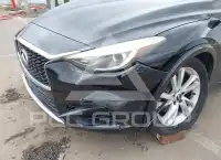 2017 Infinity QX30 фото