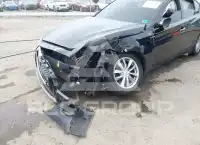 2017 Infinity Q50 фото