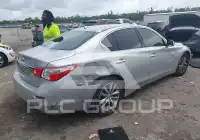 2017 Infinity Q50 фото