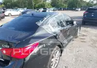2017 Infinity Q50 фото