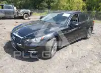 2017 Infinity Q50 фото