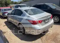 2017 Infinity Q50 фото