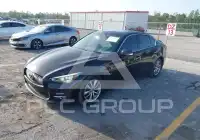 2017 Infinity Q50 фото