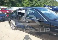 2017 Infinity Q50 photo