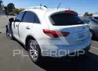 2017 Infinity QX70 фото