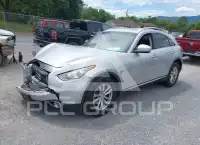 2017 Infinity QX70 фото